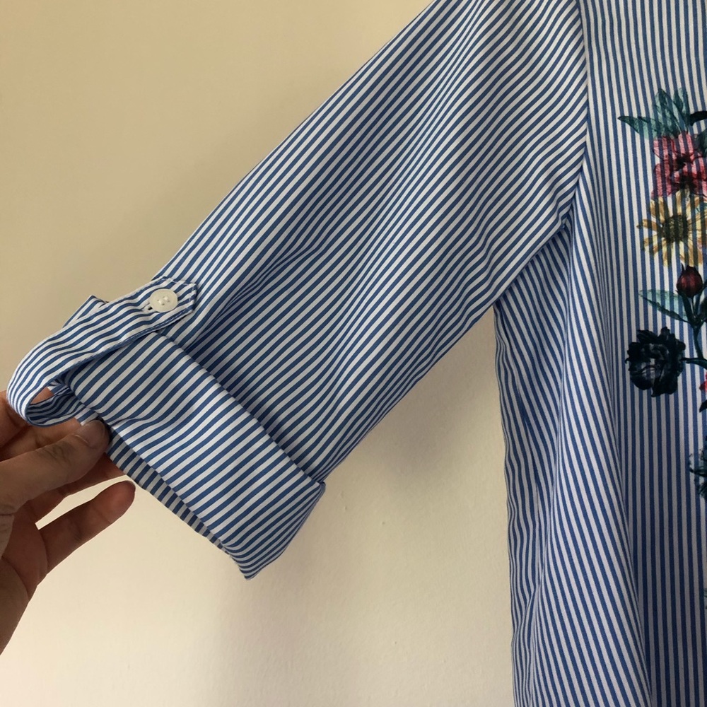 Button up top - Picture 3 of 5